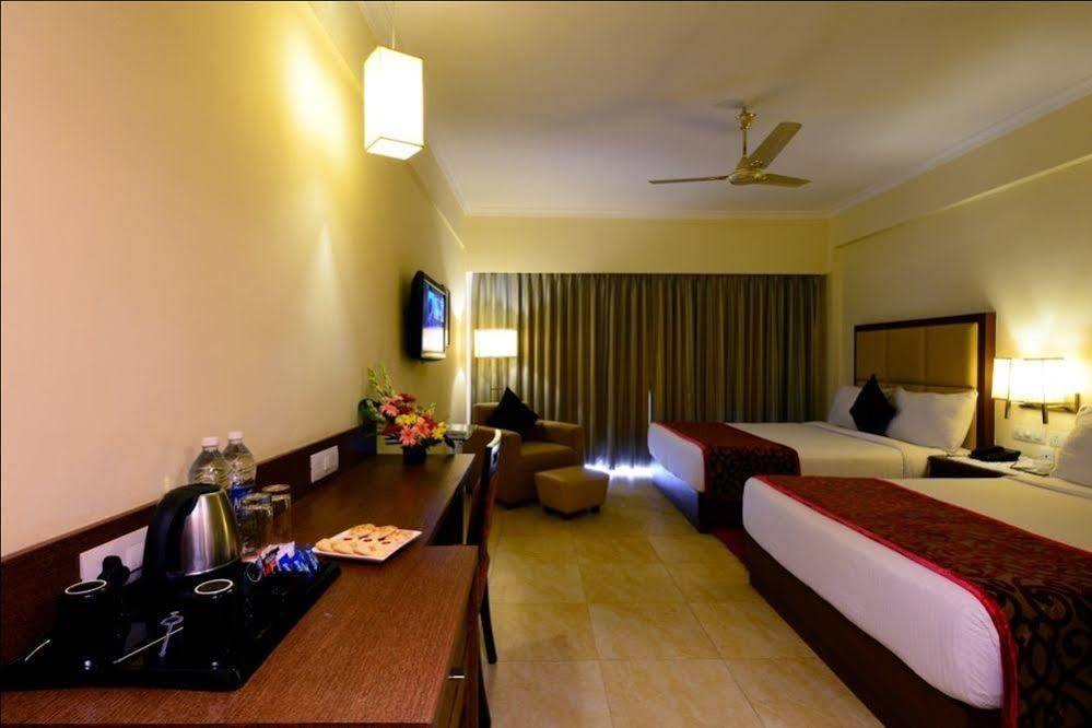 The Chariot Resort & Spa Puri Exteriör bild